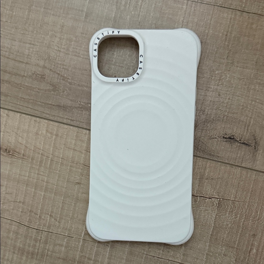 Casetify White iPhone 15 Plus Ripple Case
